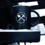 Шоља Крамп и лопата (гравура)